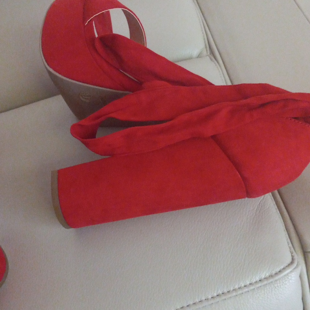Fashion Nova Red Suede Ankle-Tie Sandals Size: - Picture 13 of 17